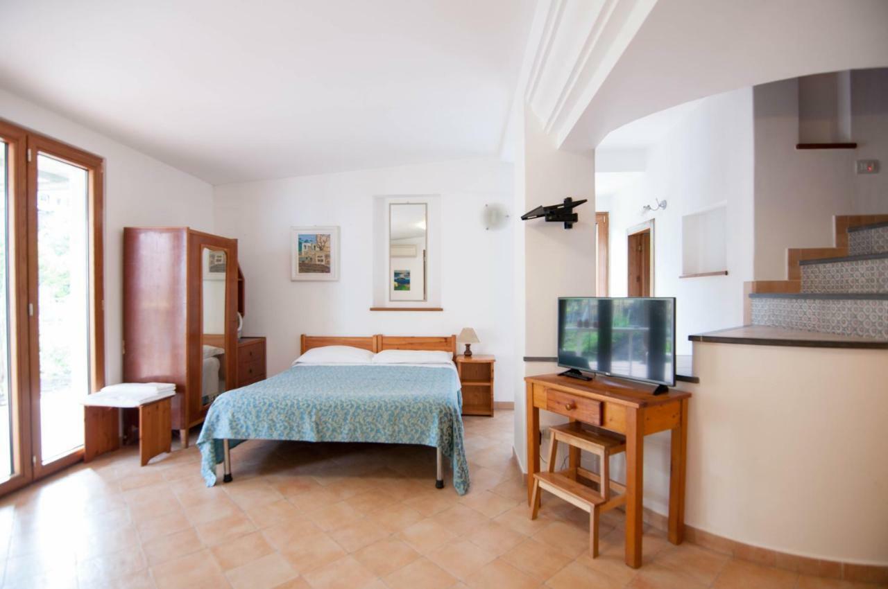 Albergo Macri Ischia Eksteriør billede